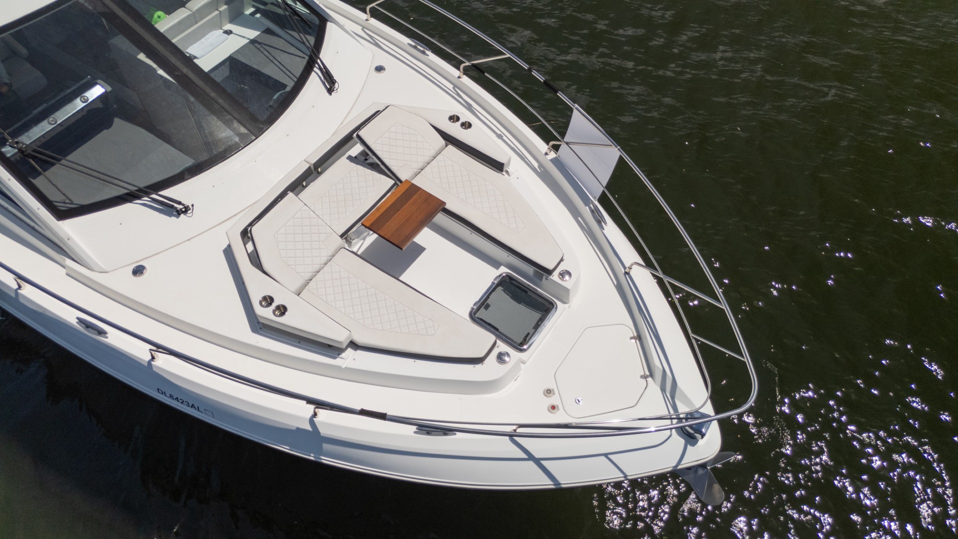 Yacht Photo 21